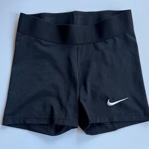 EUC Nike women’s size XS shorts